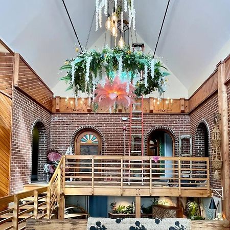 The Atrium - A Boutique Hotel - Suite 17 Perryville Dış mekan fotoğraf
